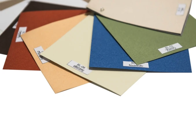 Мостри на платове