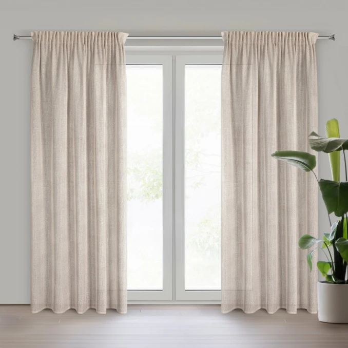 Завеси с мрежест модел